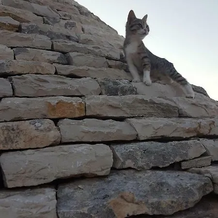 I Trulli Di Nonno Cosimo * アルベロベッロ